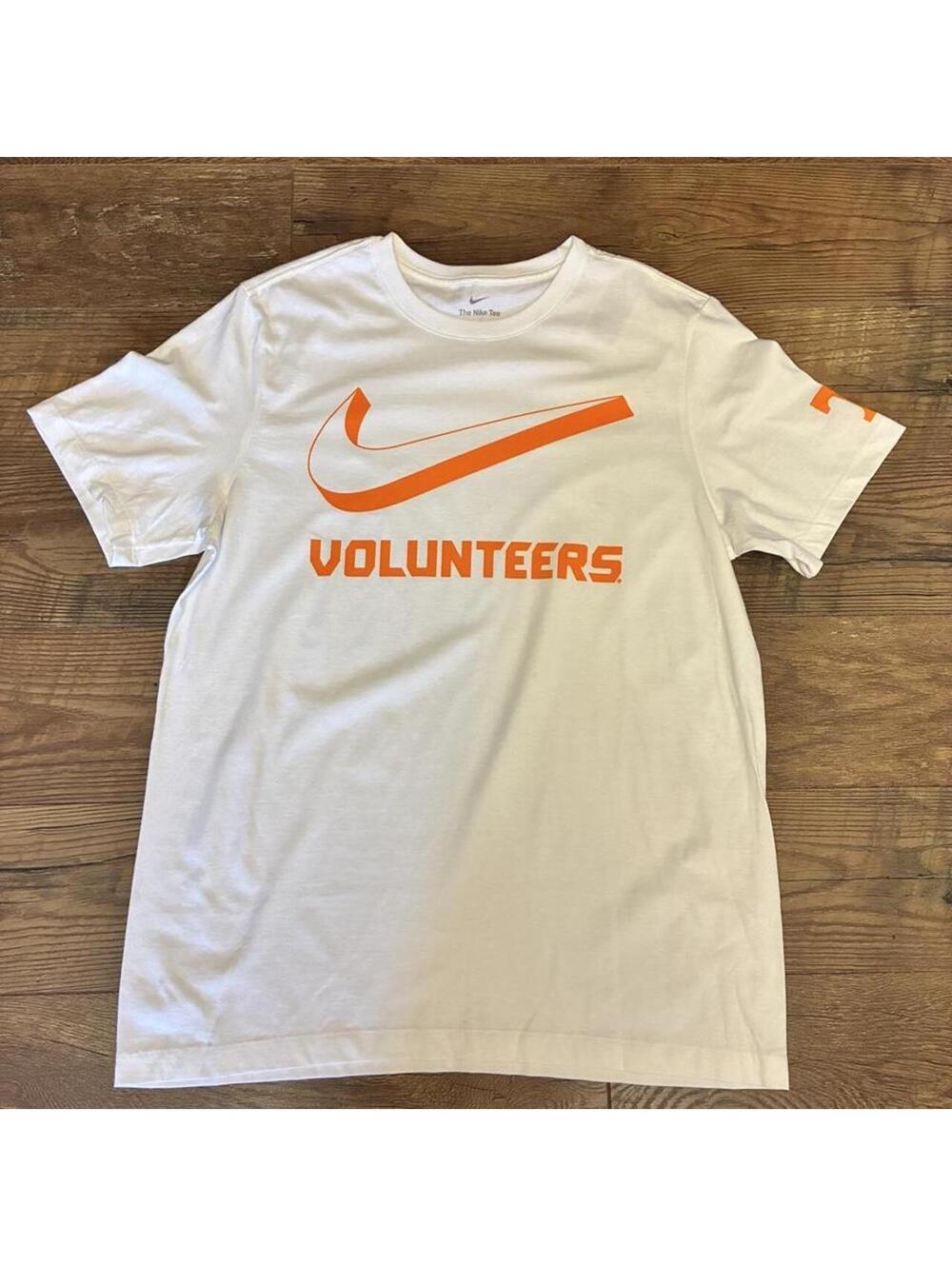 Nike Tennessee Volunteers white tshirt, size L